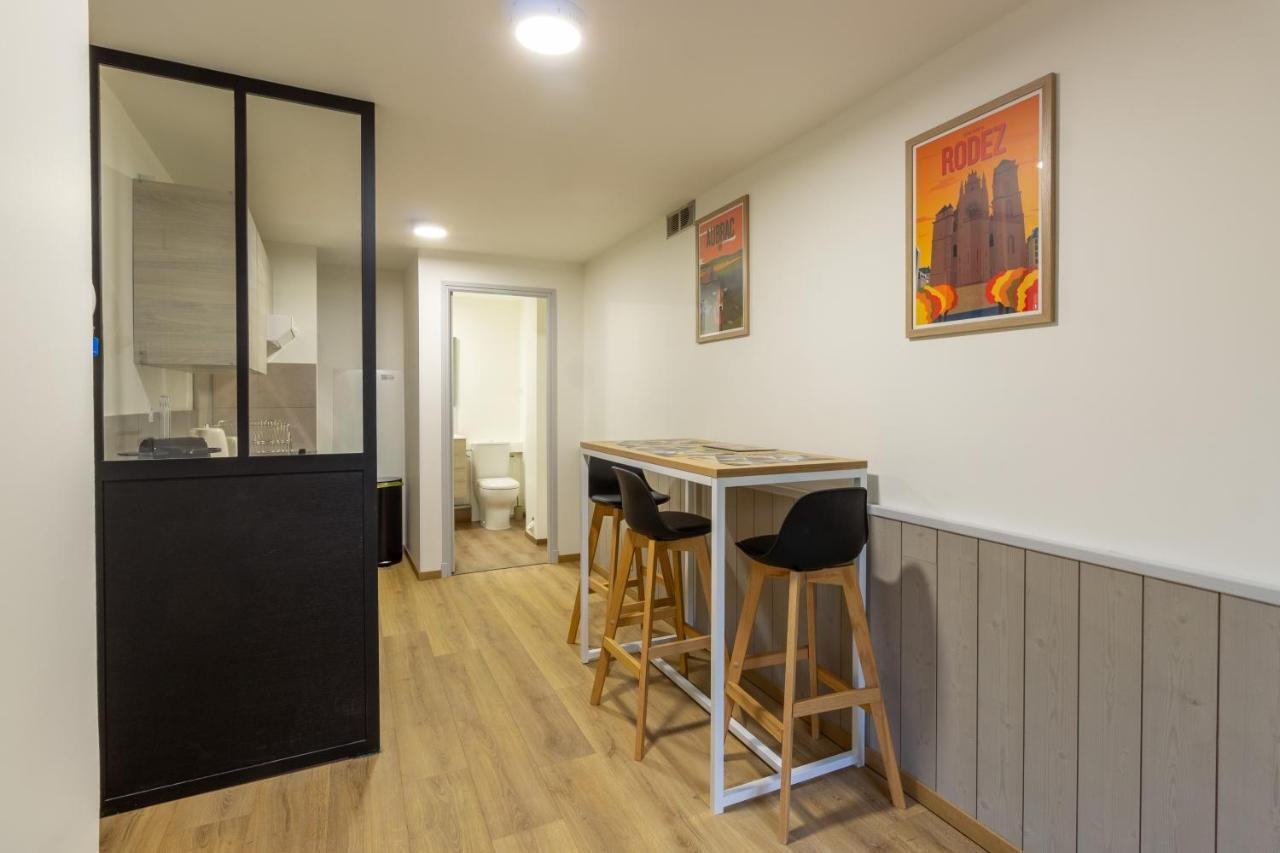 Le Place Du Bourg Appartement T2 Centre Historique ロデーズ エクステリア 写真