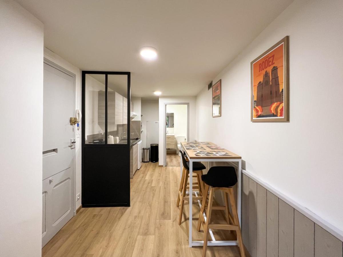 Le Place Du Bourg Appartement T2 Centre Historique ロデーズ エクステリア 写真